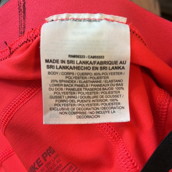 Nike Pro | Capri Leggings - Picture 11 of 11